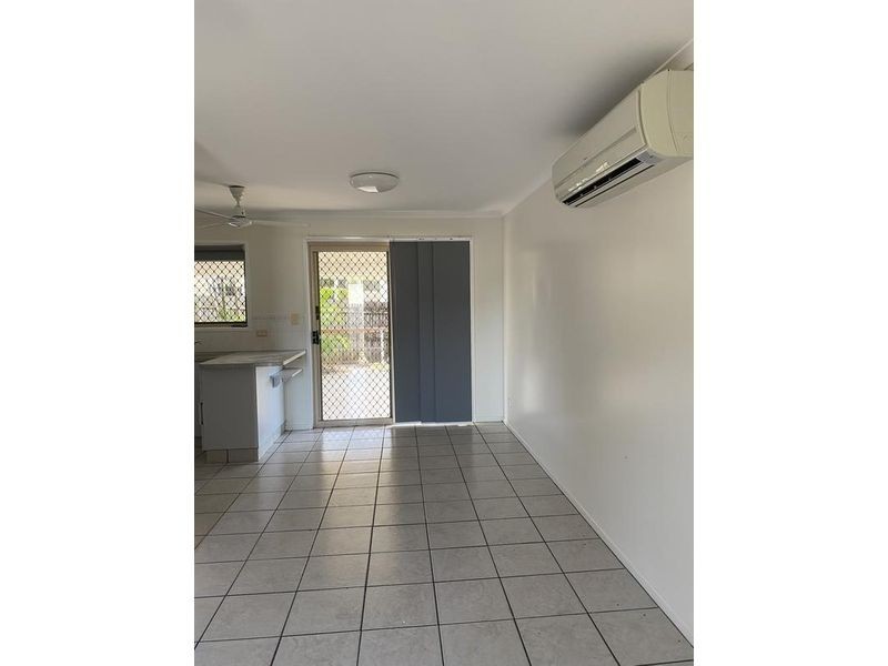 10 Dumfries Court, Beaconsfield QLD 4740