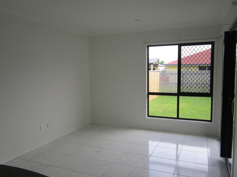 33 Maranark Avenue, Mount Pleasant QLD 4740