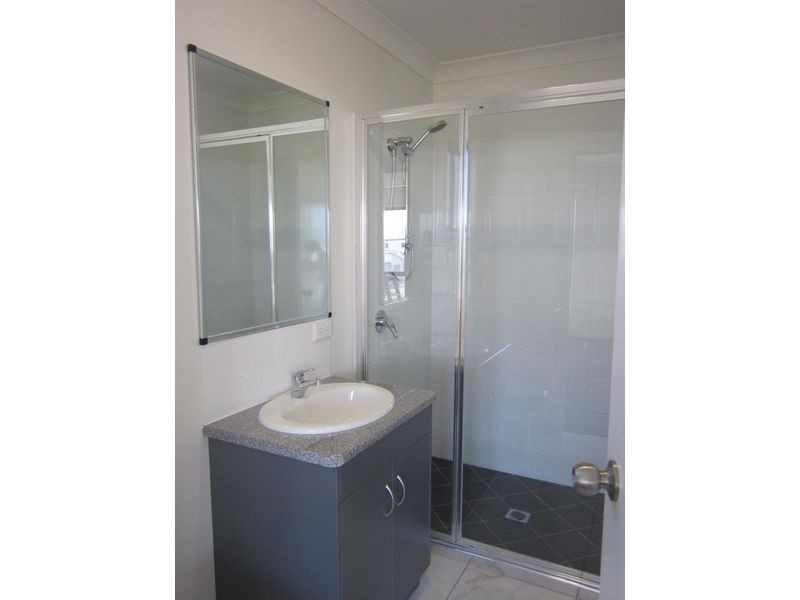 33 Maranark Avenue, Mount Pleasant QLD 4740