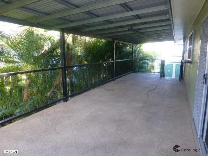 5 Beardmore Crescent, Dysart QLD 4745