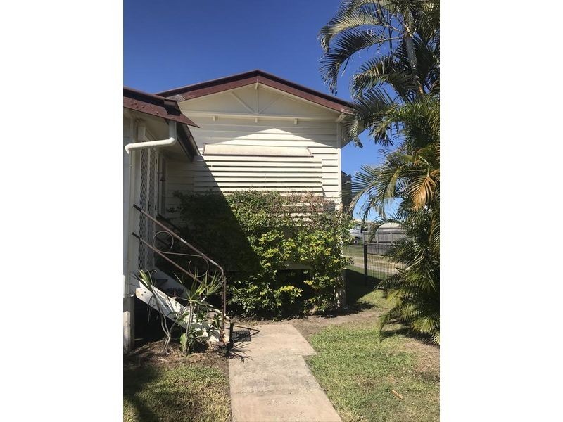 1 Hocken Street, North Mackay QLD 4740