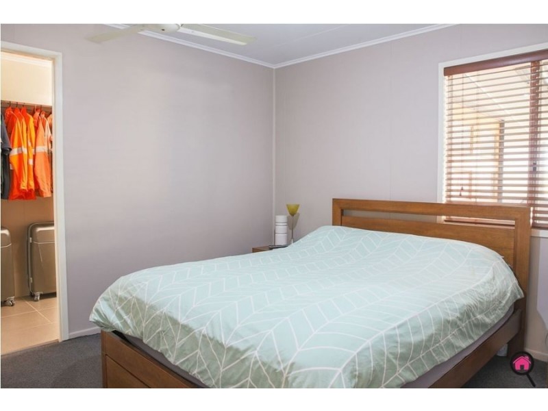 20 Spring Crescent, Dysart QLD 4745