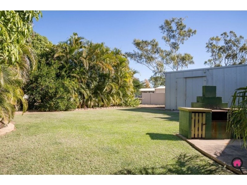 20 Spring Crescent, Dysart QLD 4745