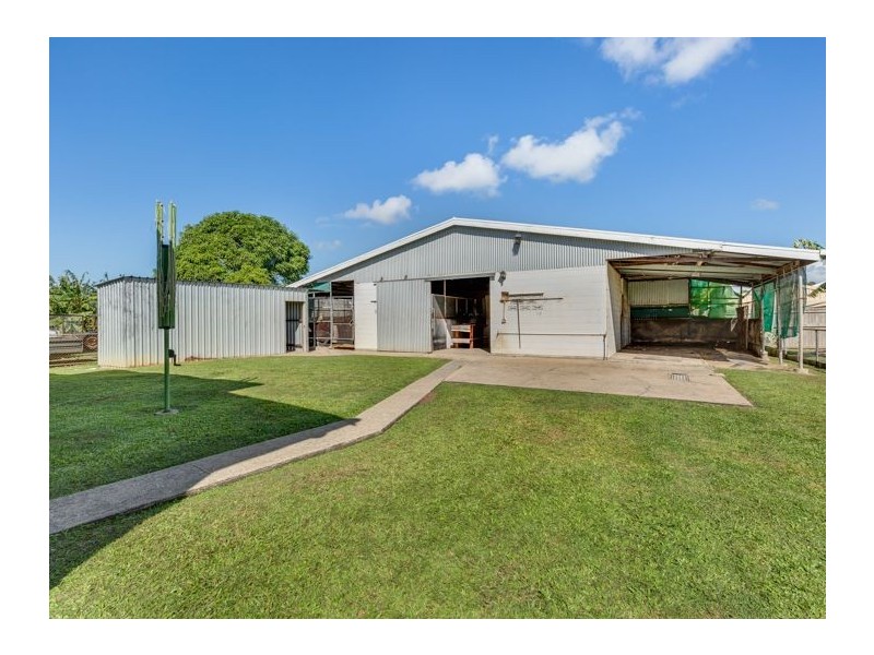 25 Peak Downs Highway, Ooralea QLD 4740