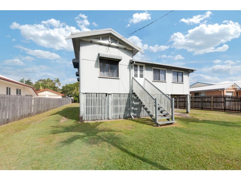 10 Steen Street, Mackay QLD 4740