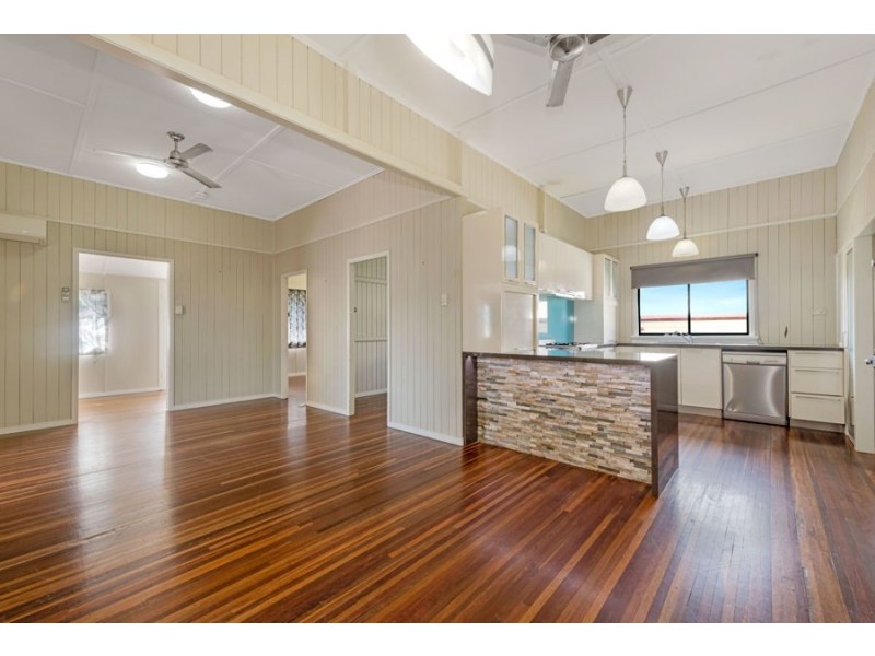 10 Steen Street, Mackay QLD 4740
