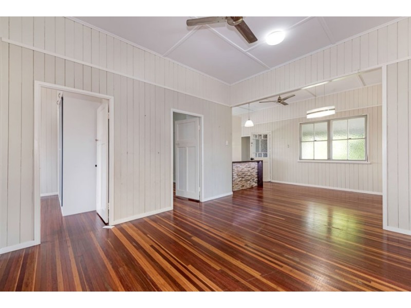 10 Steen Street, Mackay QLD 4740