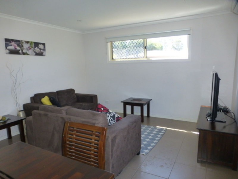 10/5 Atkinson Street, Middlemount QLD 4746