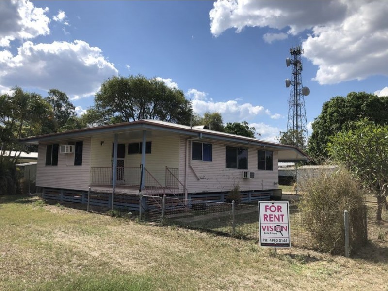 2 Wallace Street, Dysart QLD 4745