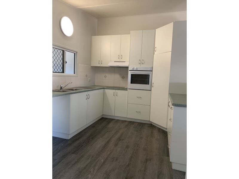 15 Field Street, West Mackay QLD 4740