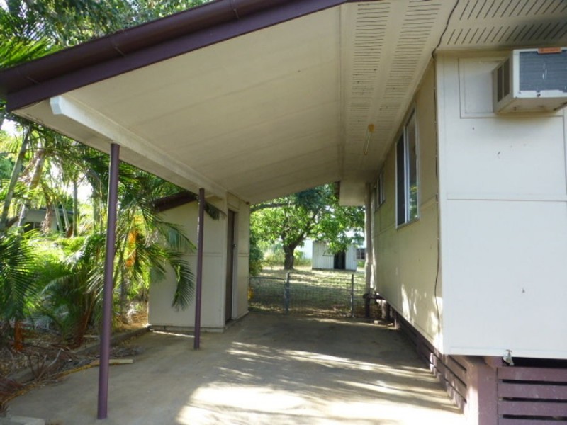 6 Connors Street, Dysart QLD 4745