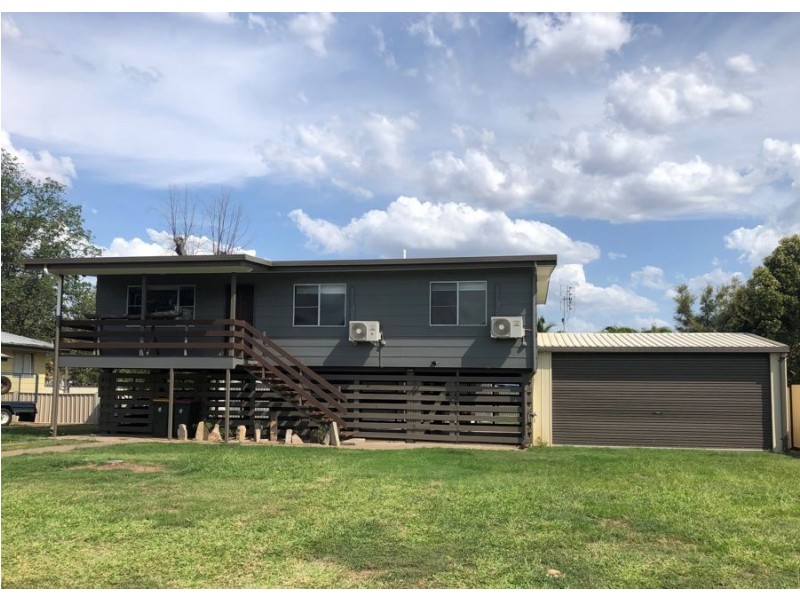 27 Beardmore Crescent, Dysart QLD 4745