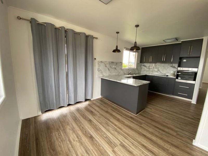 27 Beardmore Crescent, Dysart QLD 4745