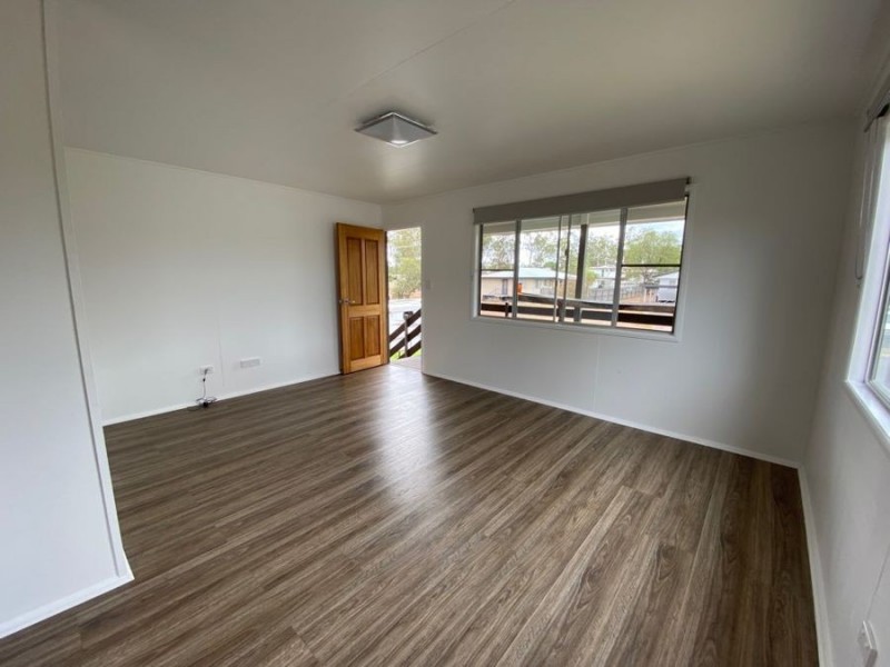 27 Beardmore Crescent, Dysart QLD 4745