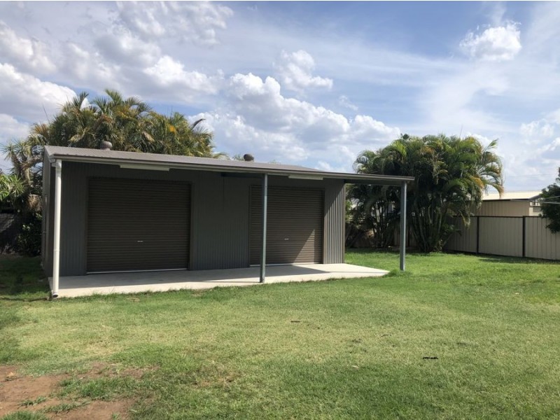 27 Beardmore Crescent, Dysart QLD 4745