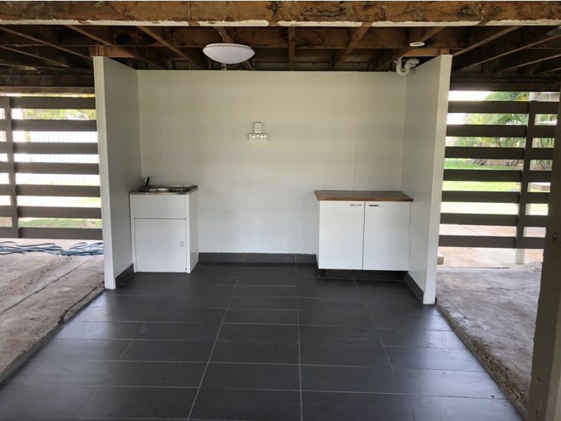 27 Beardmore Crescent, Dysart QLD 4745