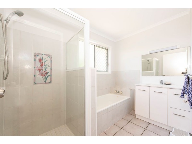 14 Broomdykes Drive, Beaconsfield QLD 4740