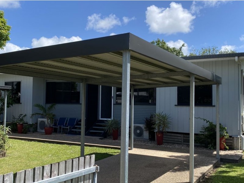 2/52 Adrian Street, West Mackay QLD 4740