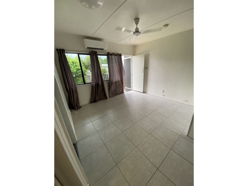 2/52 Adrian Street, West Mackay QLD 4740