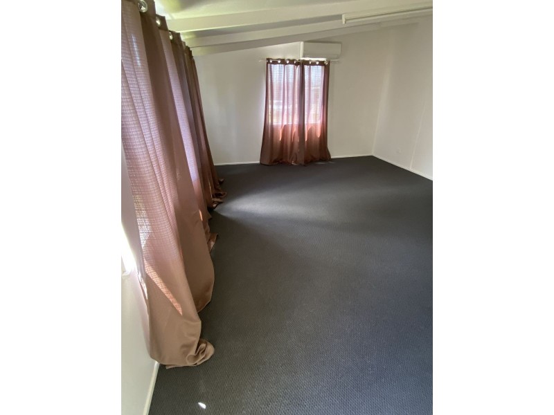 2/52 Adrian Street, West Mackay QLD 4740