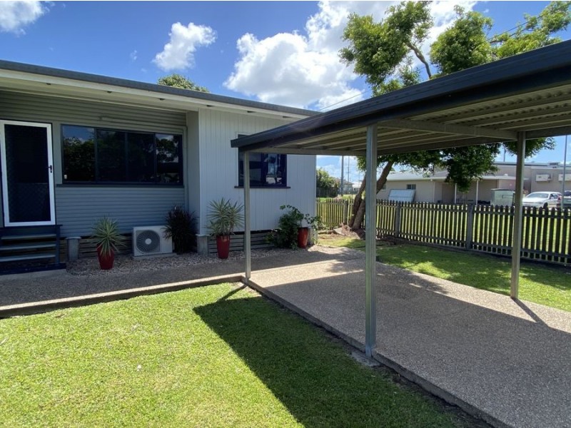 2/52 Adrian Street, West Mackay QLD 4740