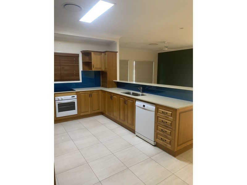 15 Inglewood Close, Andergrove QLD 4740