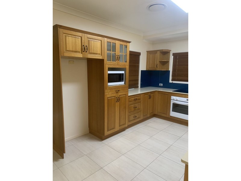 15 Inglewood Close, Andergrove QLD 4740