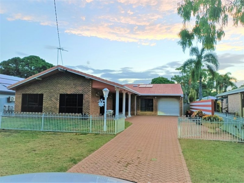 31 Bucasia Esplanade, Bucasia QLD 4750