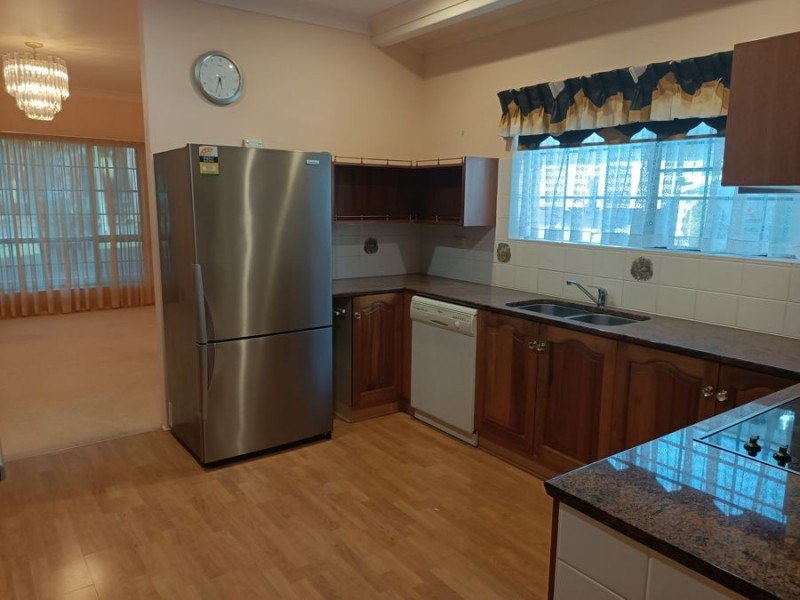 31 Bucasia Esplanade, Bucasia QLD 4750