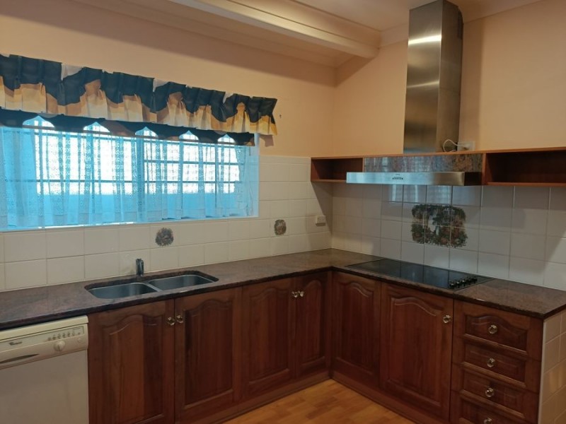 31 Bucasia Esplanade, Bucasia QLD 4750