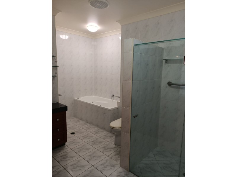 31 Bucasia Esplanade, Bucasia QLD 4750