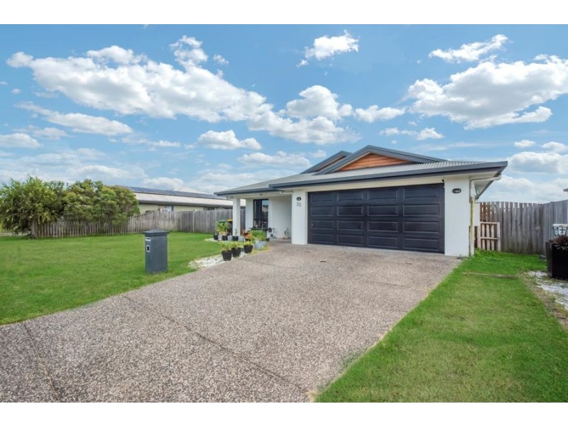 35 Katey Crescent, Mirani QLD 4754