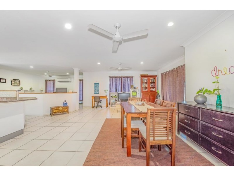 35 Katey Crescent, Mirani QLD 4754