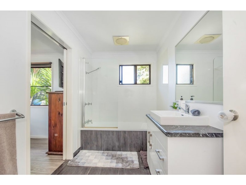 6 Clarke Street, Eton QLD 4741