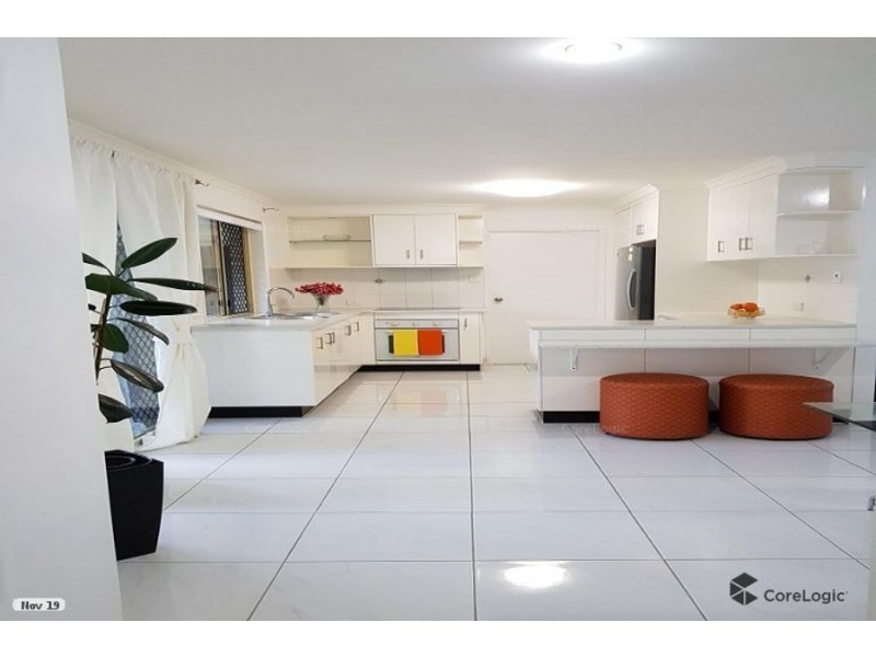 11 Lois Street, Mount Pleasant QLD 4740