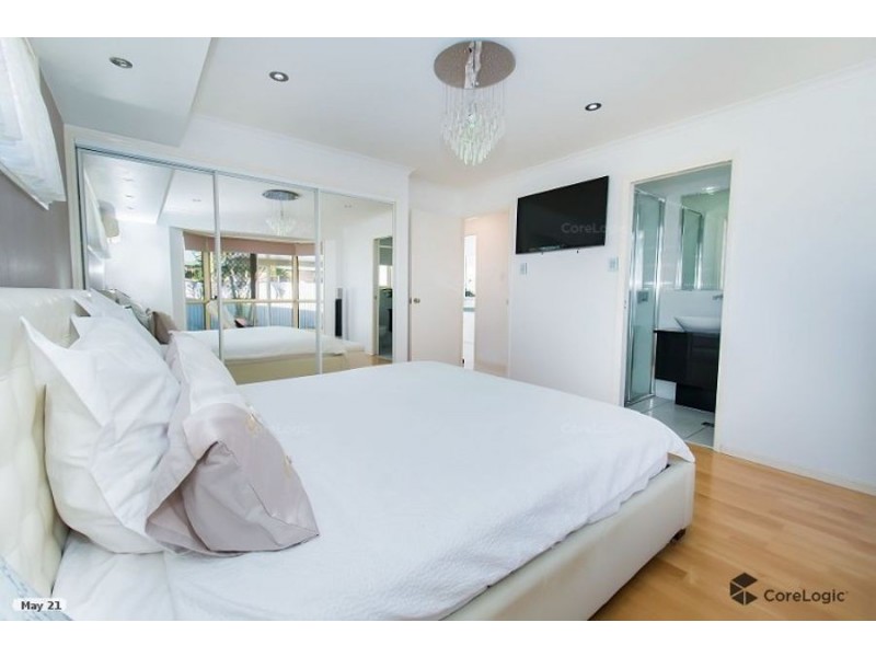 11 Lois Street, Mount Pleasant QLD 4740