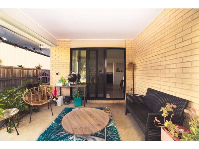 21 Dorothy Place, Mirani QLD 4754