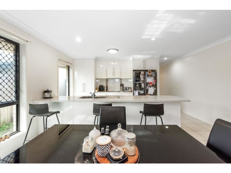 81 Canecutters Drive, Ooralea QLD 4740