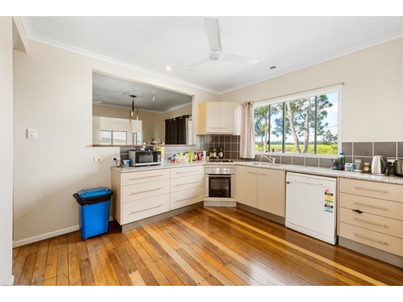 563 Stockroute Road, Palmyra QLD 4751