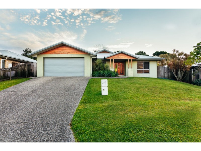 27 Hinze Circuit, Rural View QLD 4740