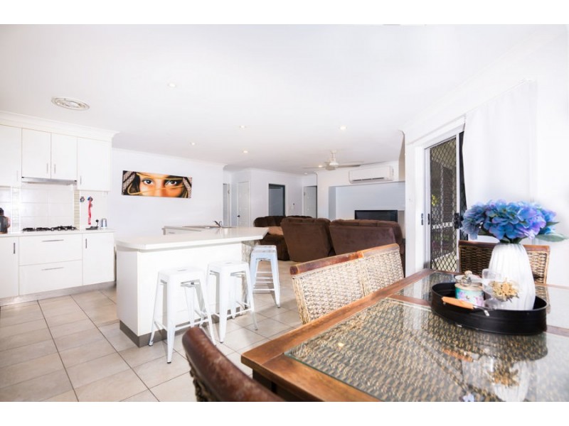 27 Hinze Circuit, Rural View QLD 4740