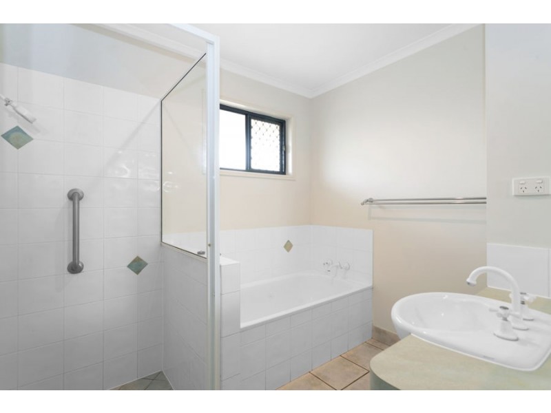 1/9 High Street, Walkerston QLD 4751