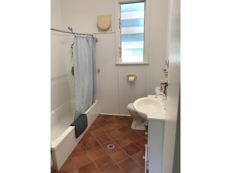 77 Grendon Street, North Mackay QLD 4740