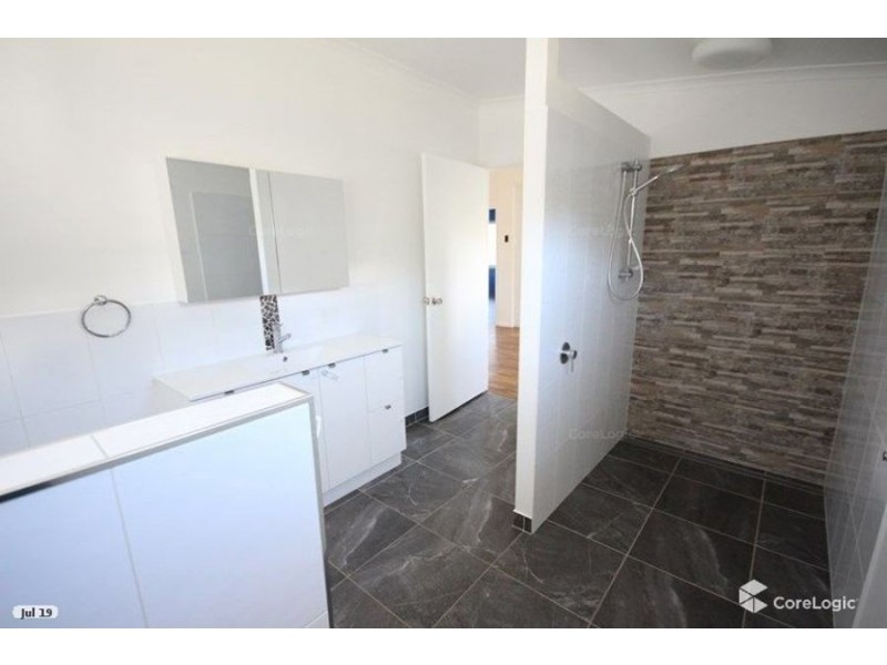 1 Jackson Street, Sarina QLD 4737