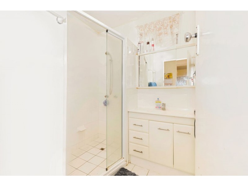 1 Cameron Street, East Mackay QLD 4740