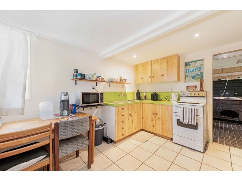 1 Cameron Street, East Mackay QLD 4740