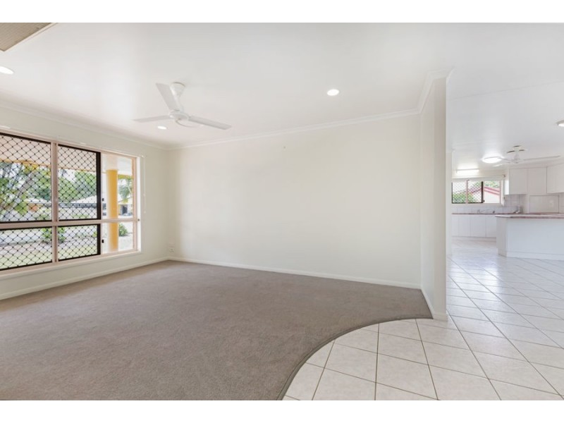 12 West Street, Marian QLD 4753