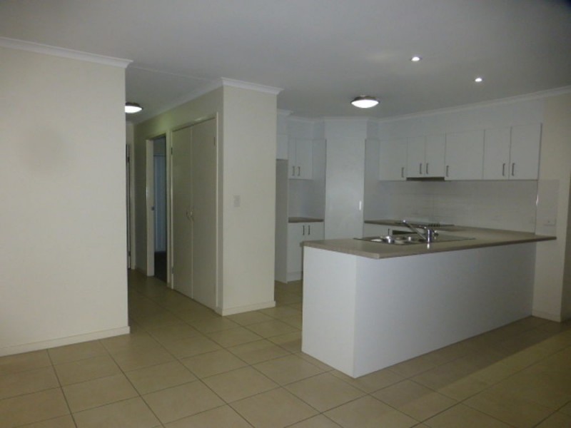 10/50 Shannon Crescent, Dysart QLD 4745