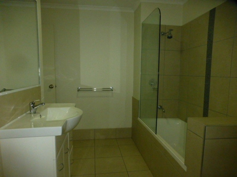 10/50 Shannon Crescent, Dysart QLD 4745