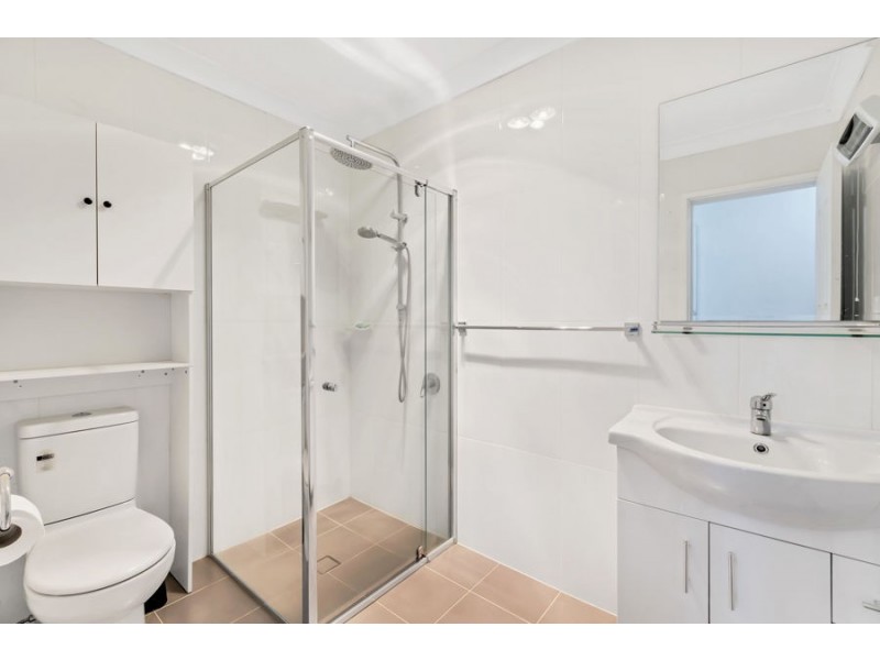 9 Sandakan Crescent, Lethbridge Park NSW 2770